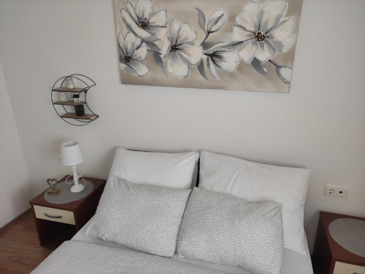 Apartmani Rina Donja Jagodnja Exterior foto